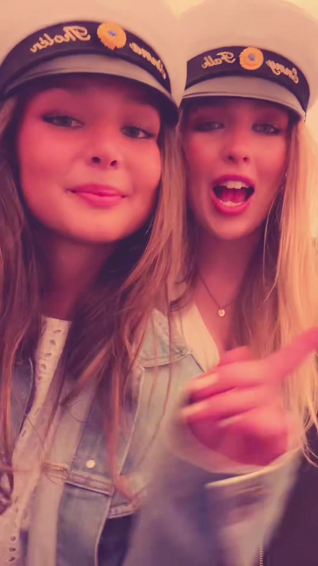 @Emma Thol&eacute;n