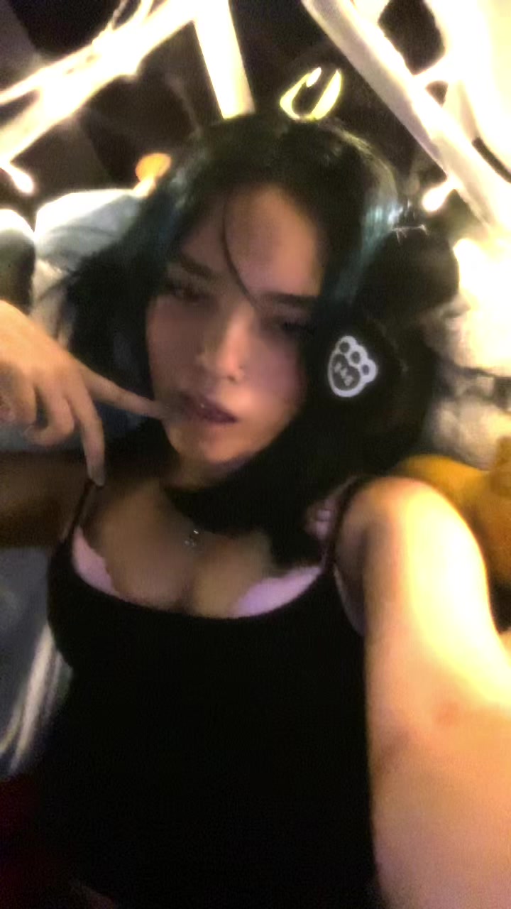 @🩶 richelle 🩶