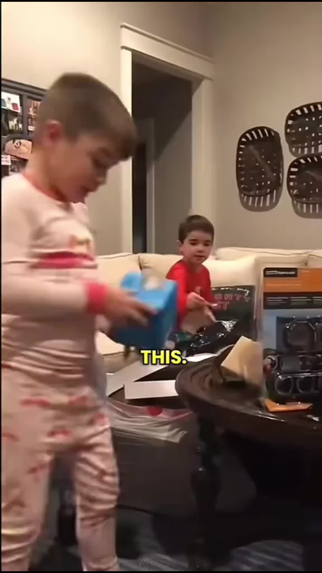 @NeyrõX🗽(TyrõX)