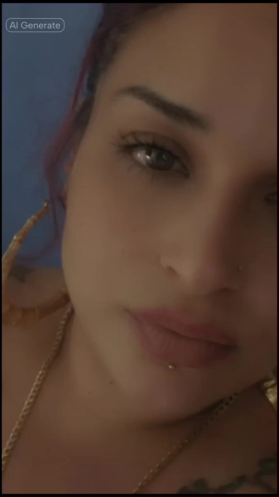 @Goldenlipz86