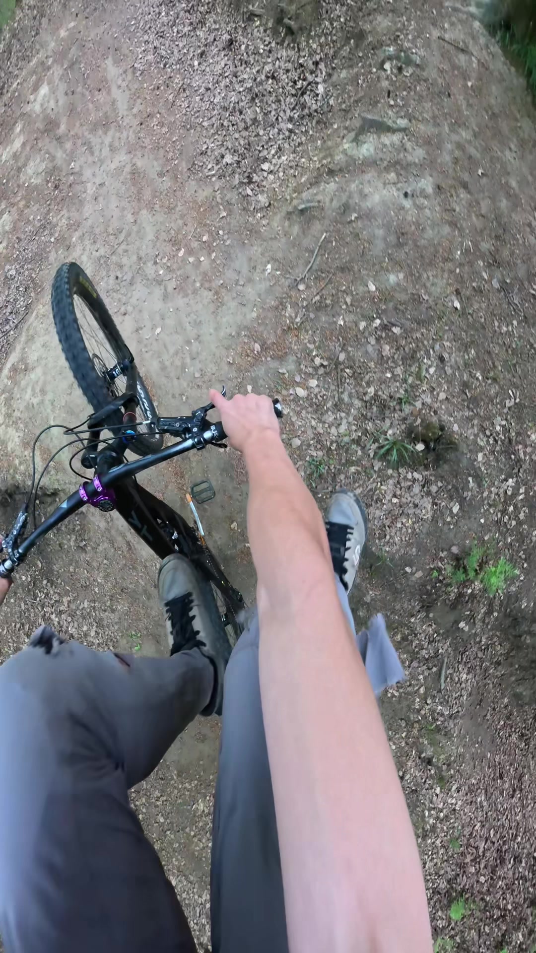 @Elliott_bikes