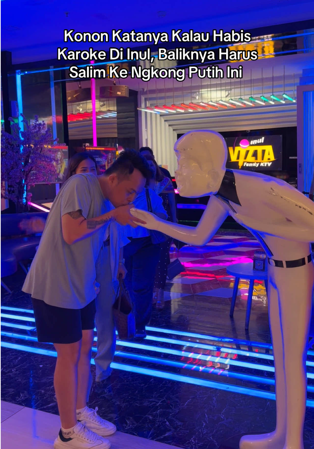 @aastorynew