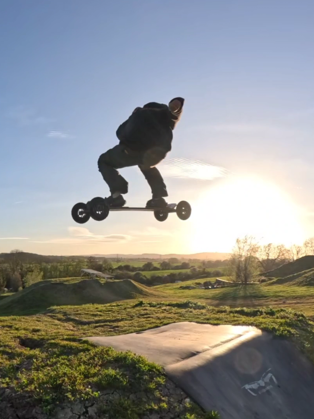 @UKMountainboarding
