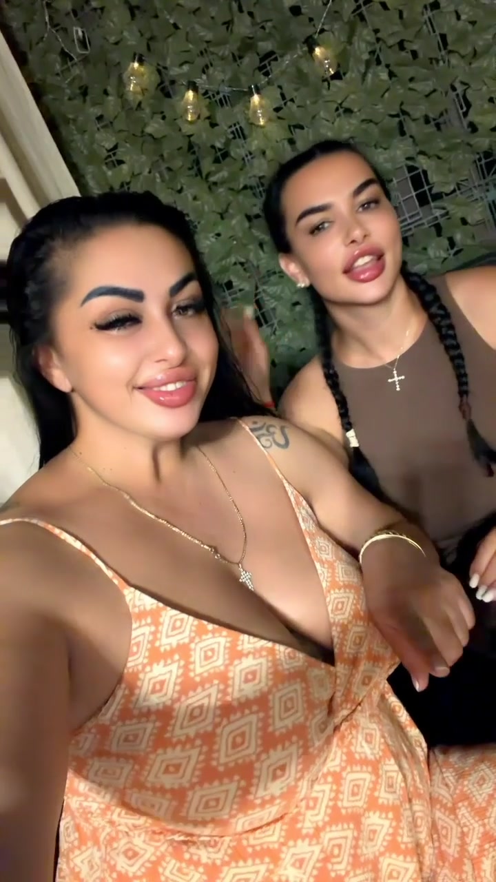 @Marin Ioana Ade Erika💙❤️💚