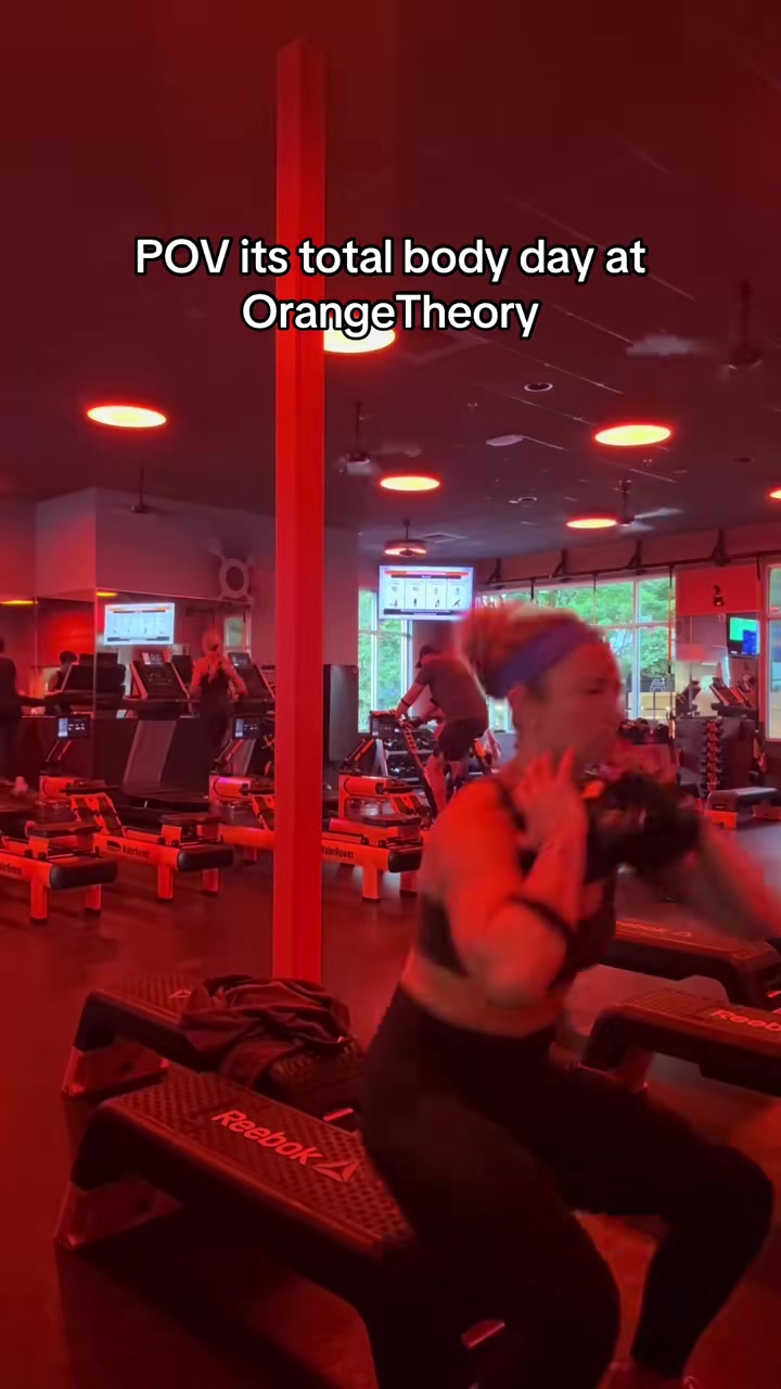 @coachrileyanne