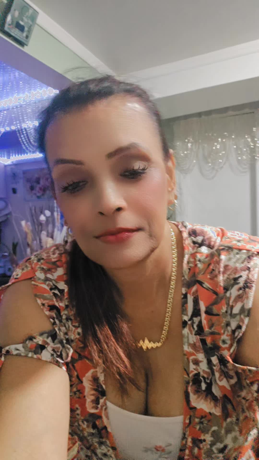 @Bibi Ali