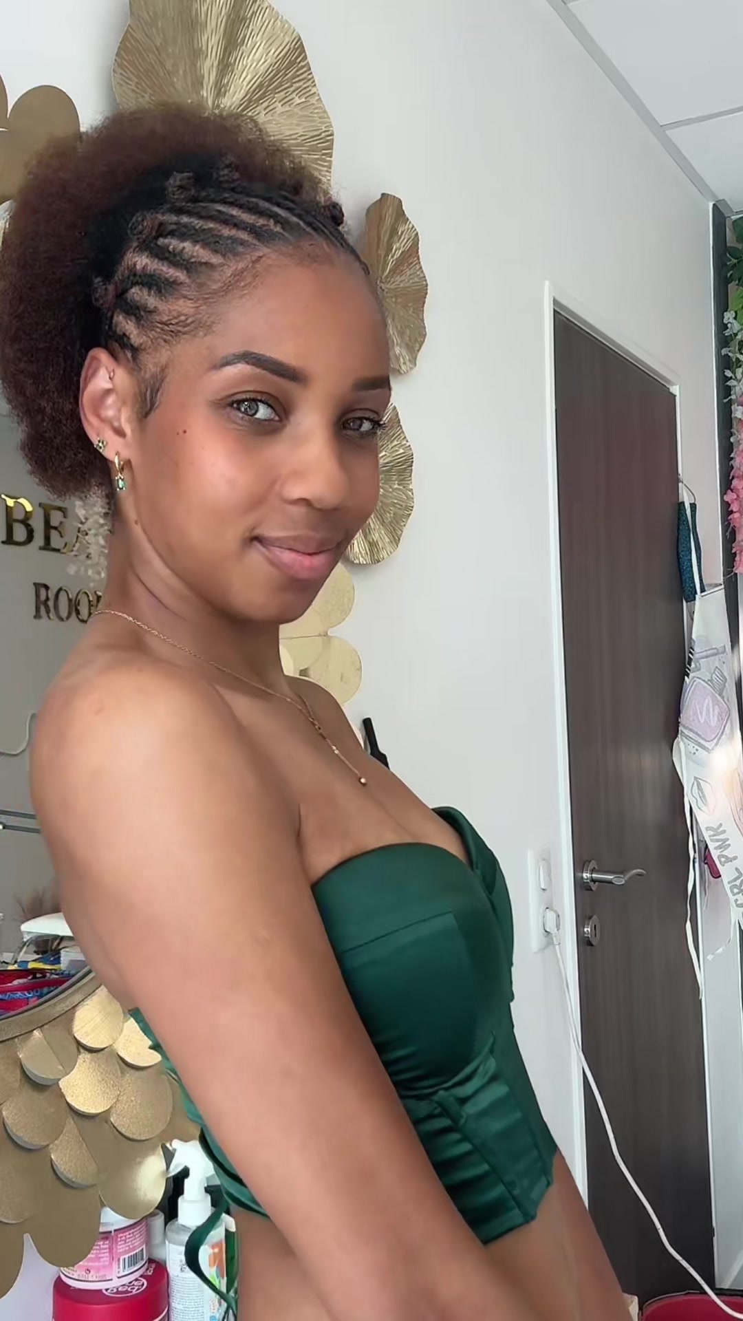 @Nayanka🌸