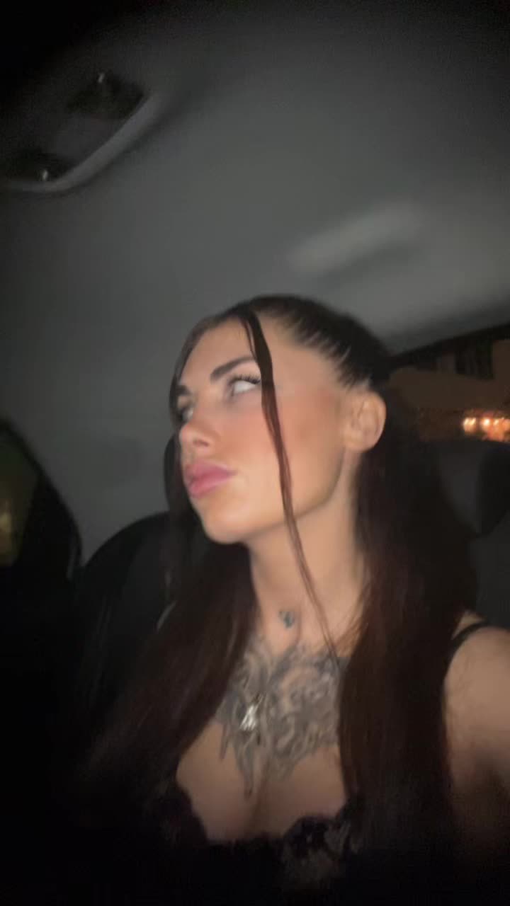@Naiara