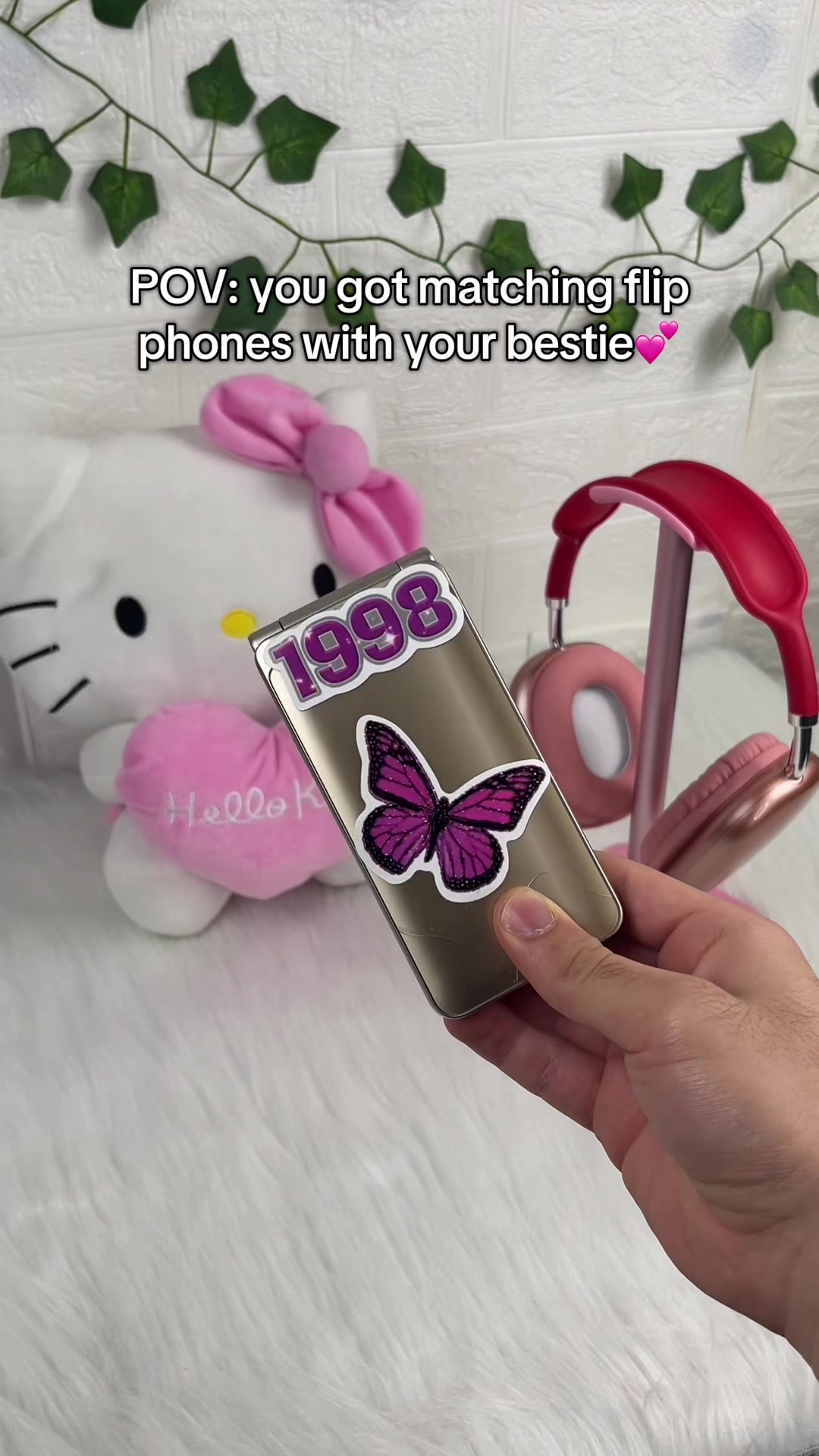 @NEON FLIP PHONES 📱