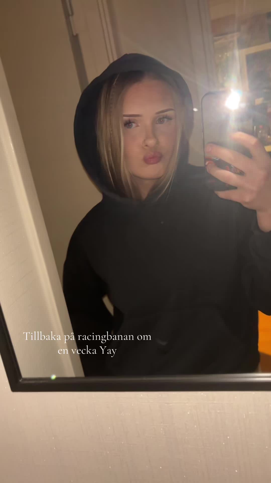 @👸🏼🏎️