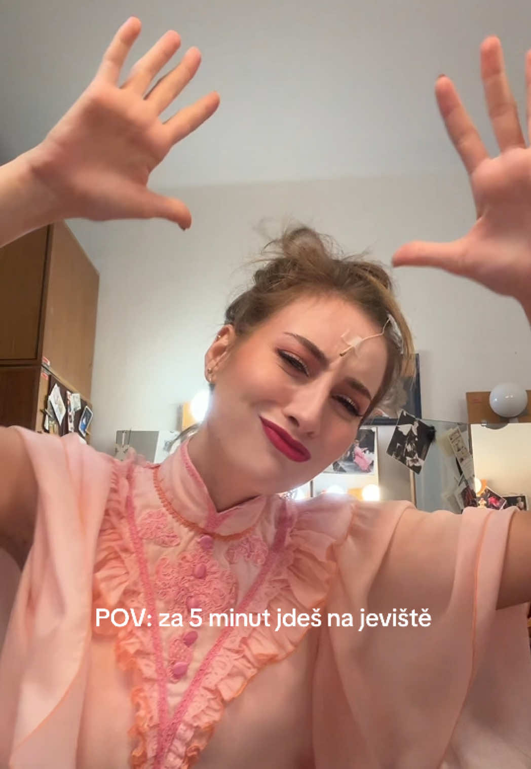@Anika Menclov&aacute;
