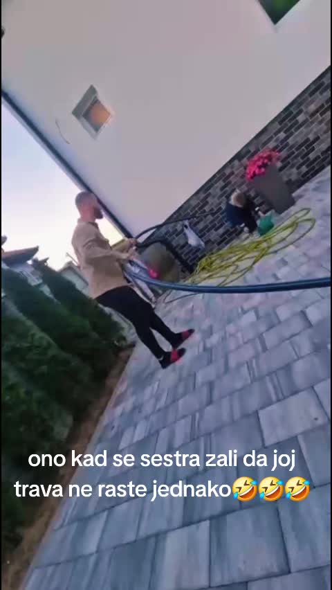 @the_green_eye