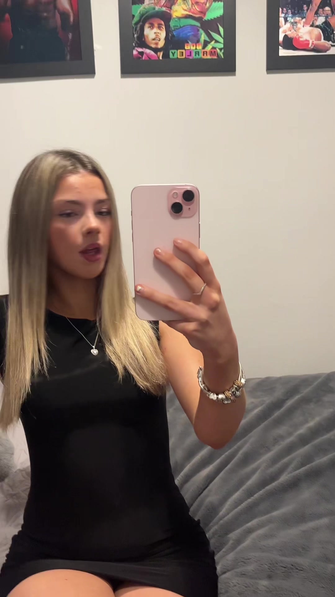 @lo