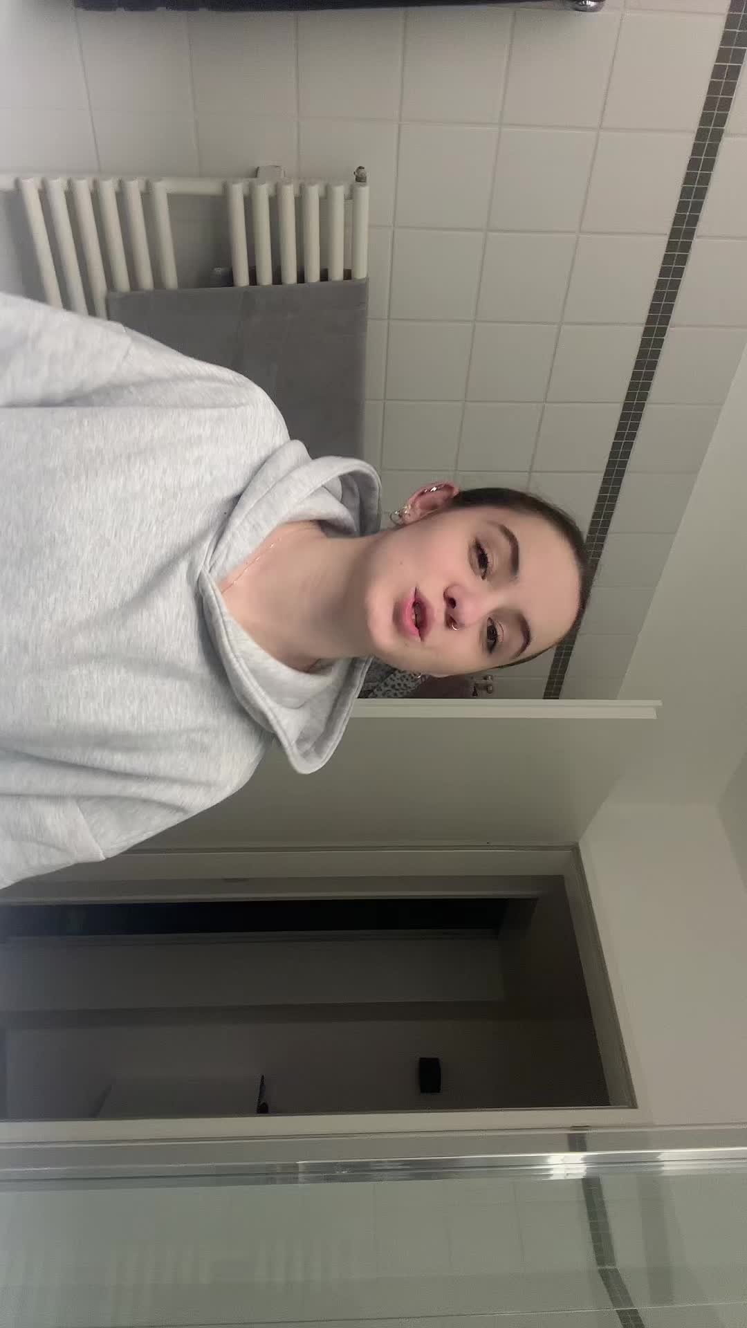 @sara🧸