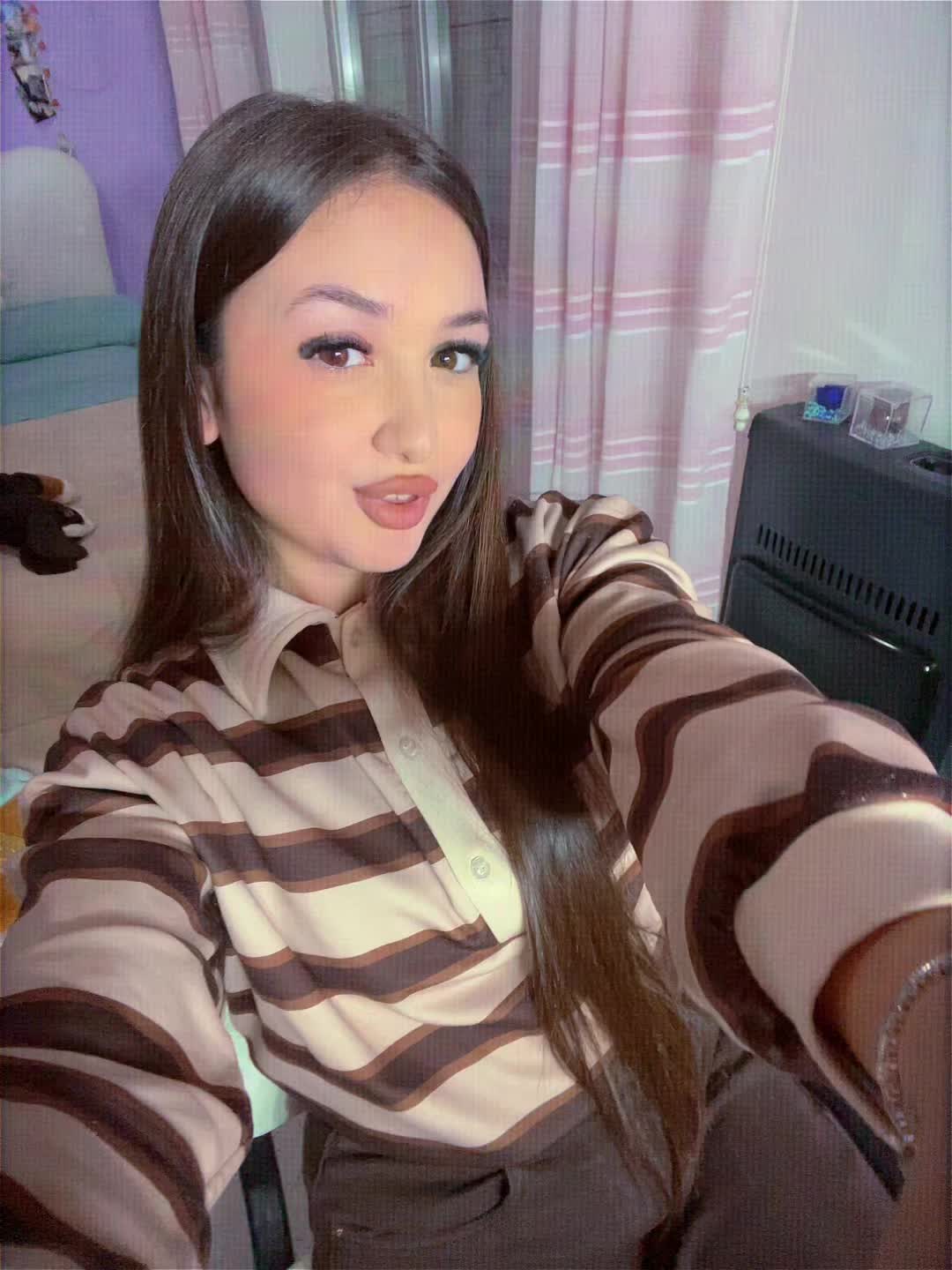 @noemifavara_