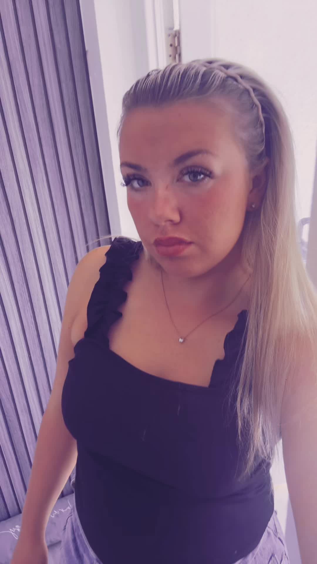 @Shakira yates xx