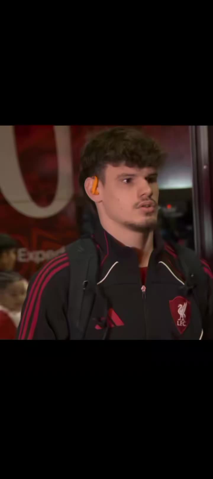 @LE REDS TM_34