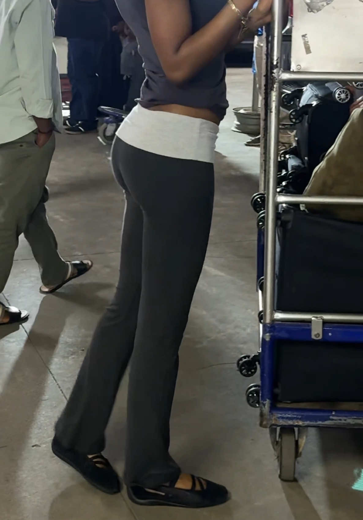 @onlyayish_
