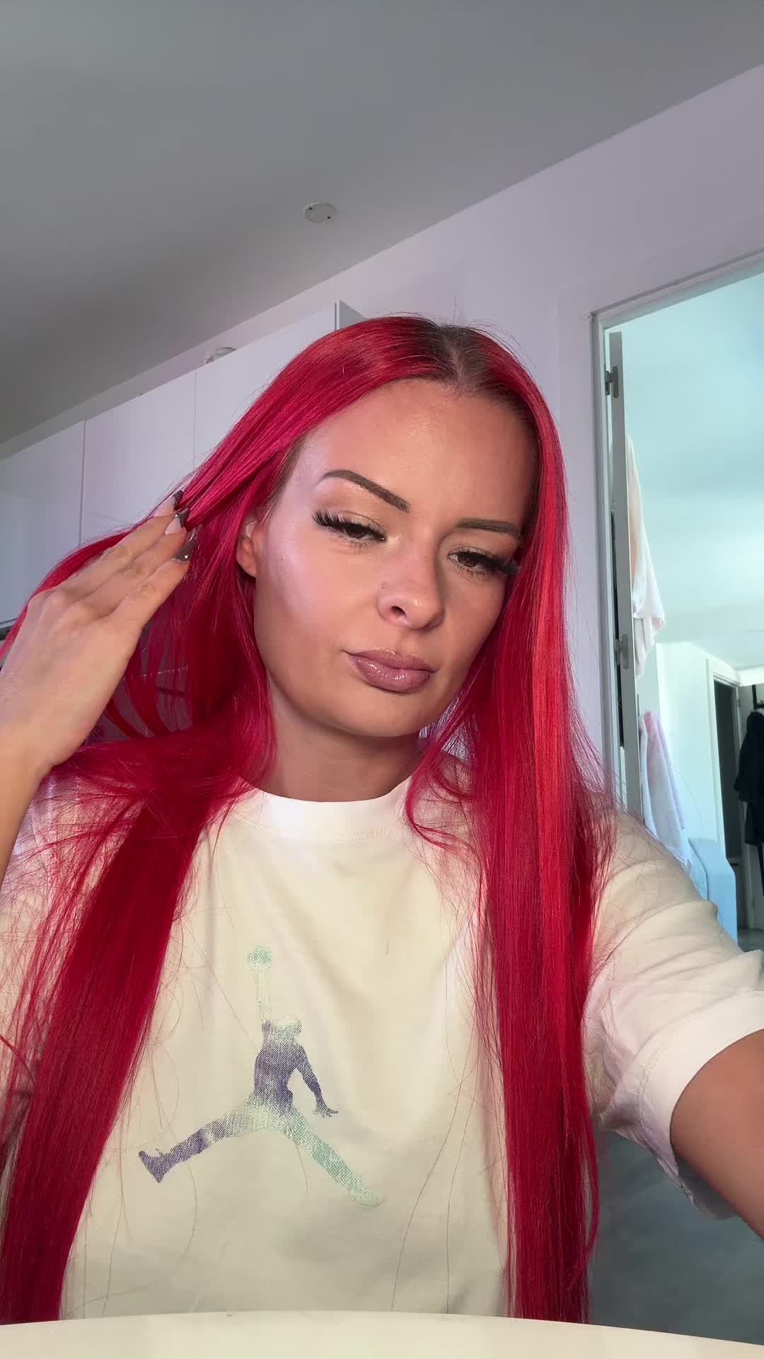 @FariBanx