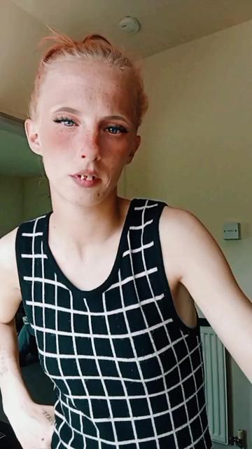 @missqueen012025