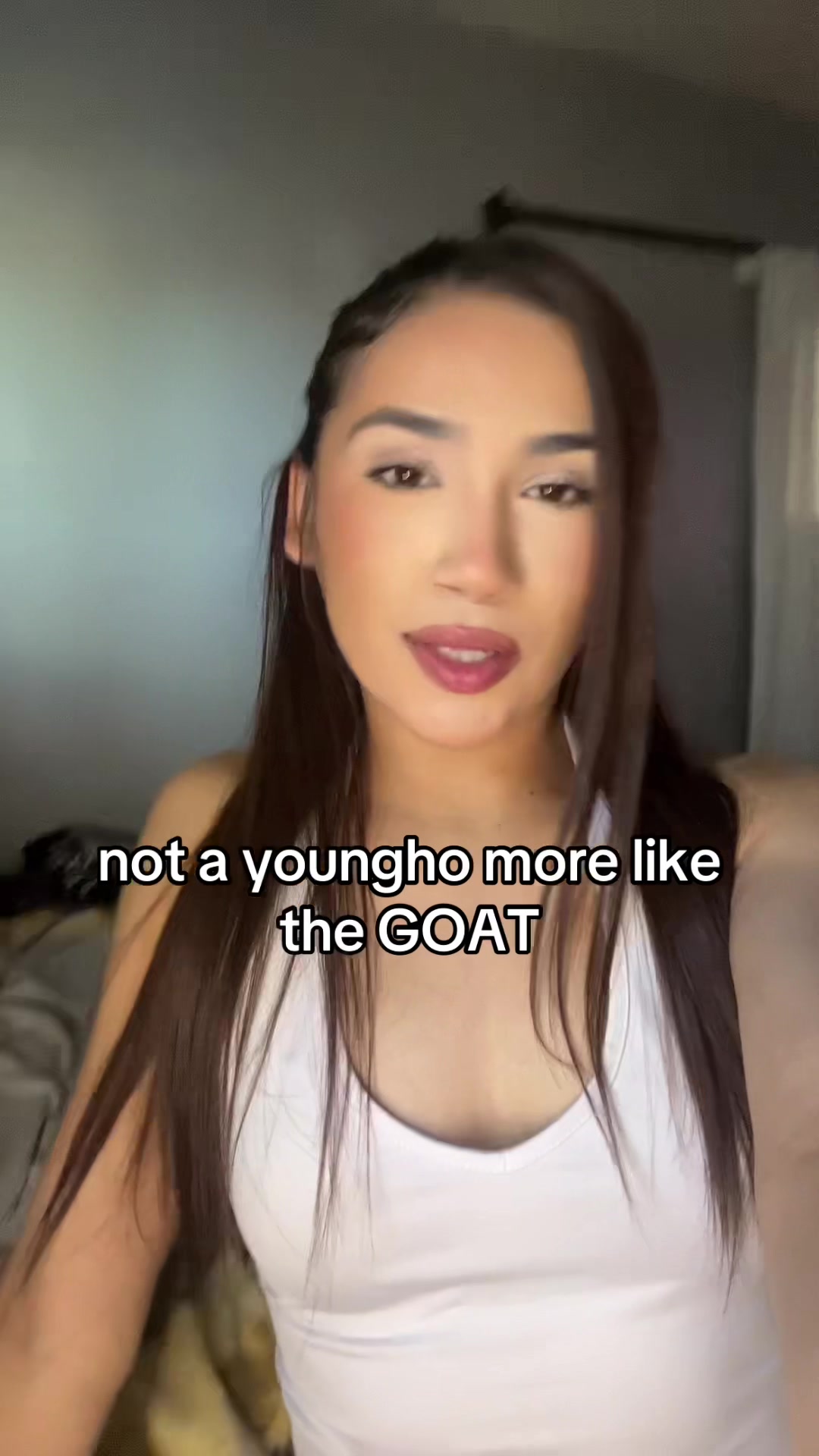 @𐦍