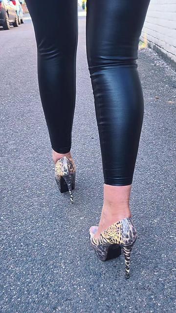 @lolamodel33