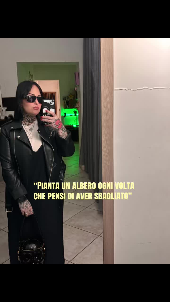 @Mikela🔪🥀🖤