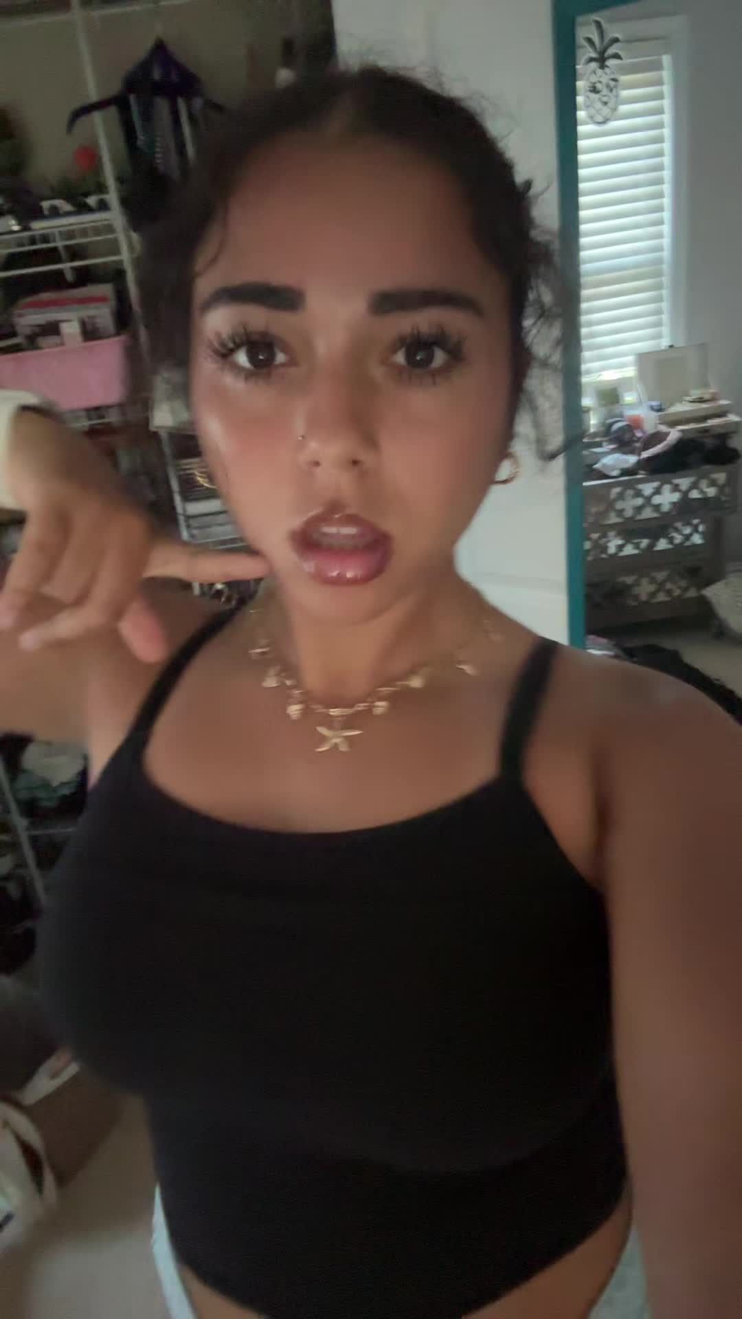 @yourehot