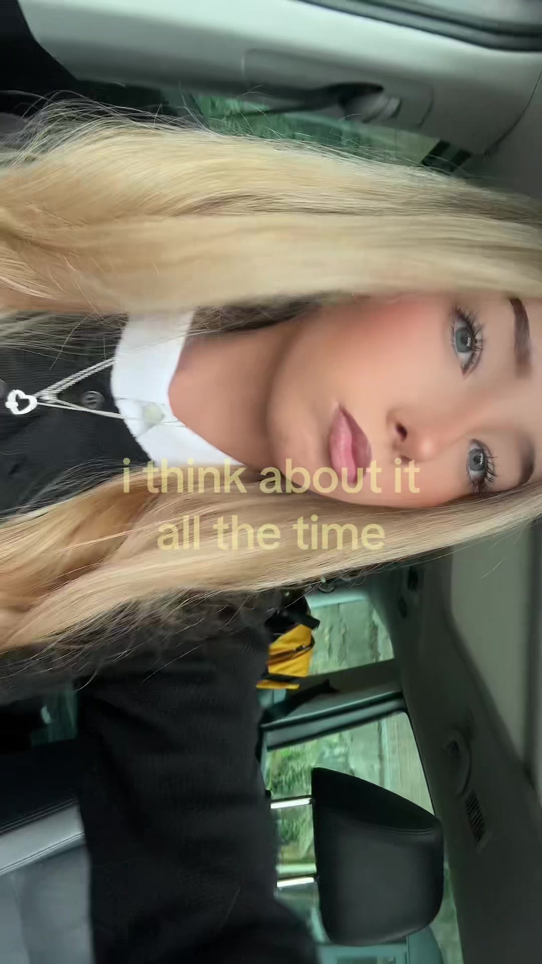 @𝐞