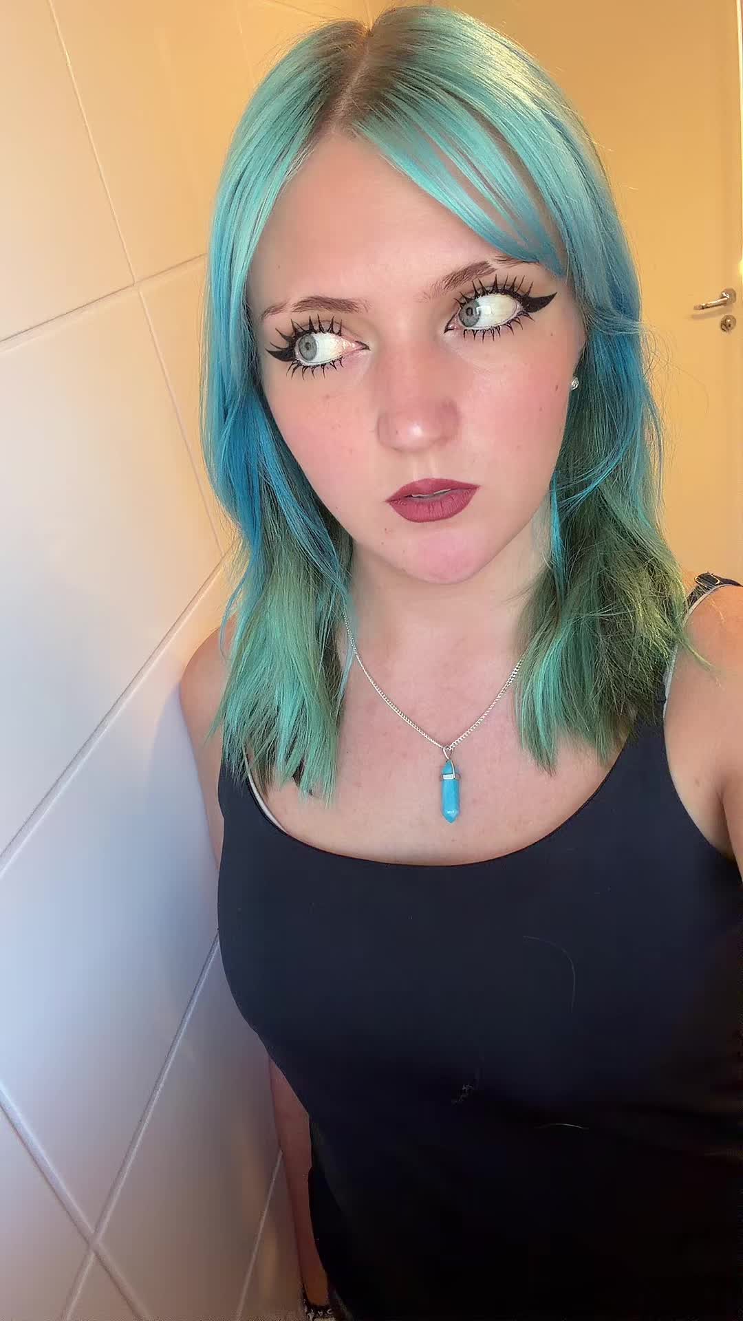 @Alice⁷