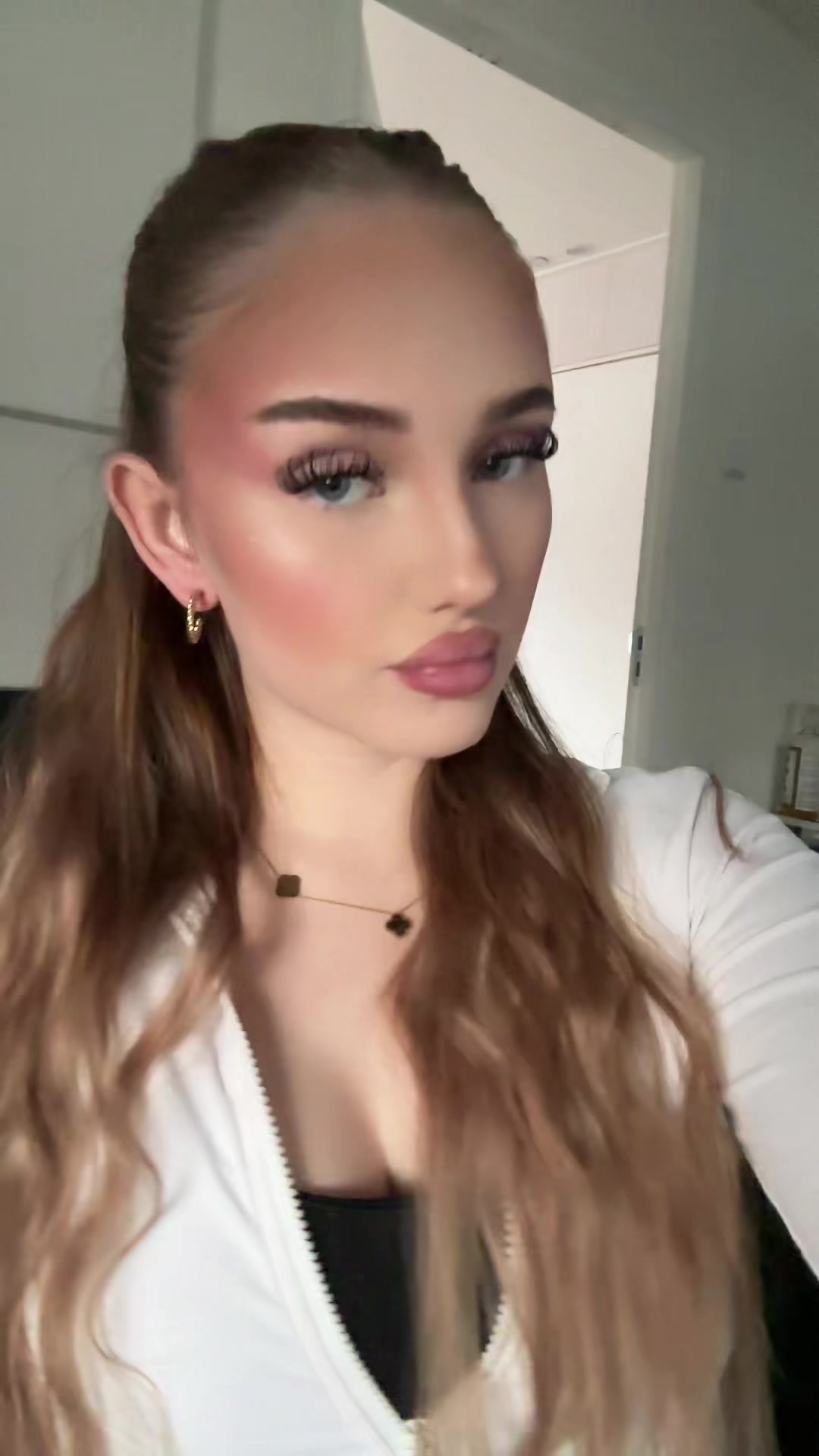 @oliwiaknd