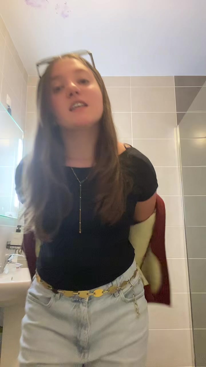 @angele_bc