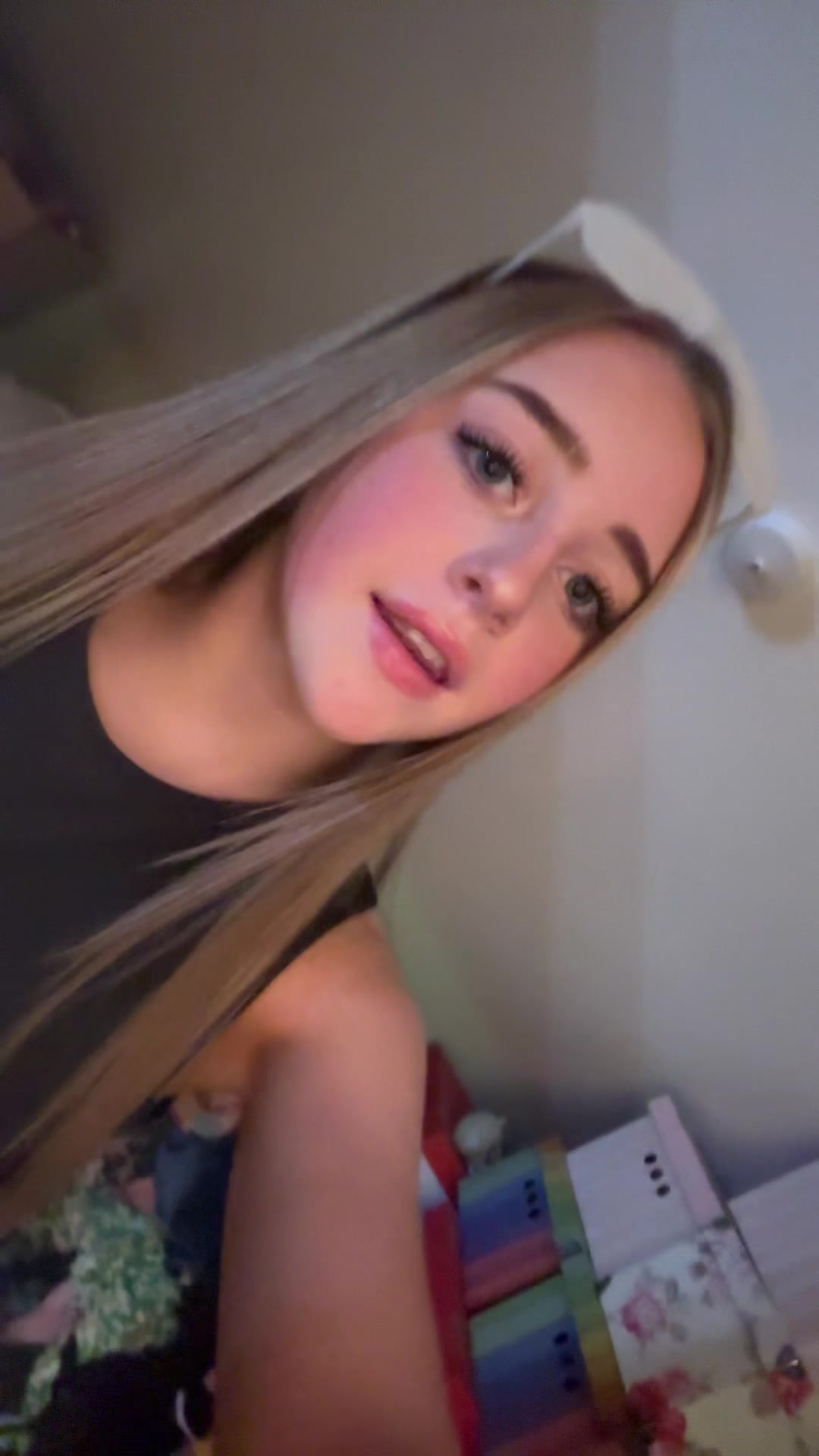 @ainemcxx0