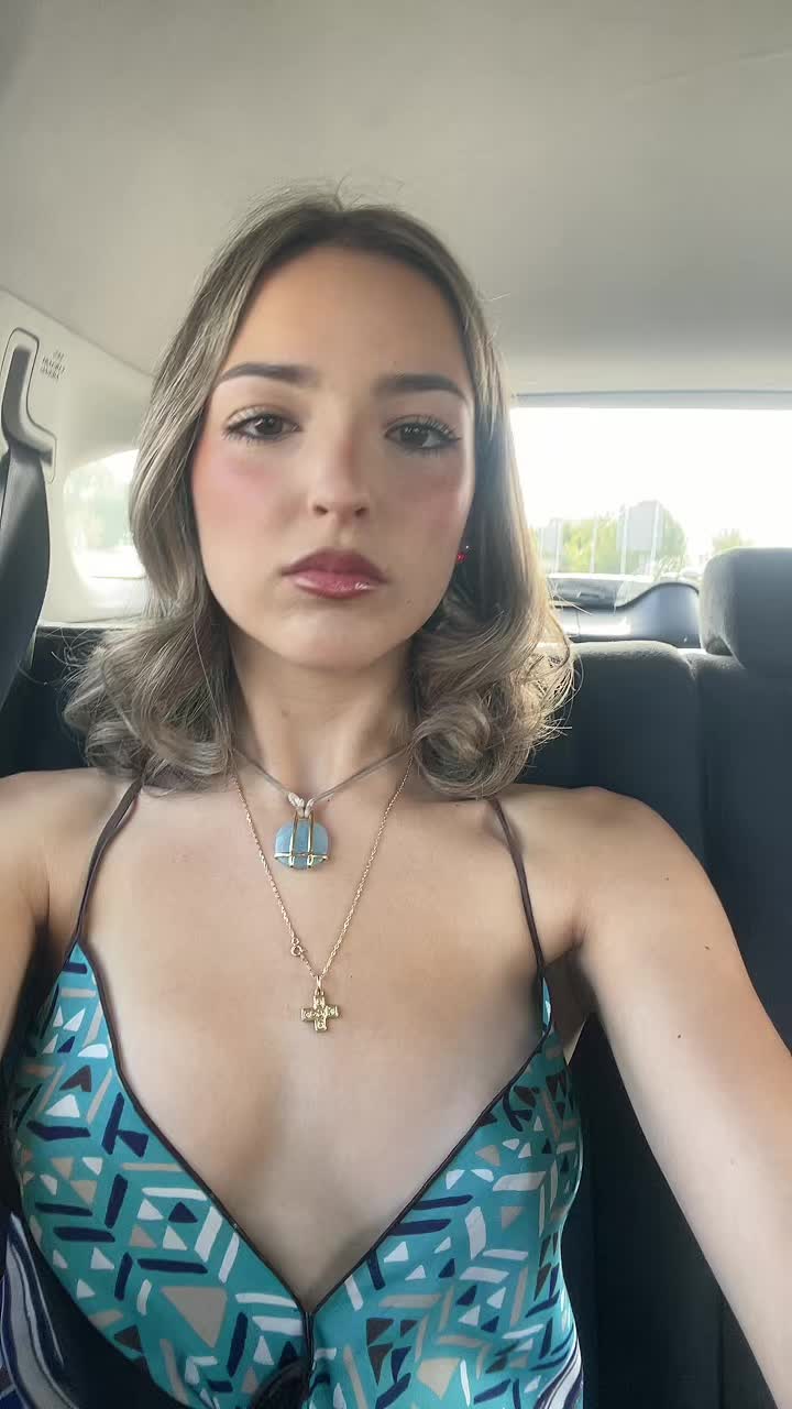 @Elisaaaa