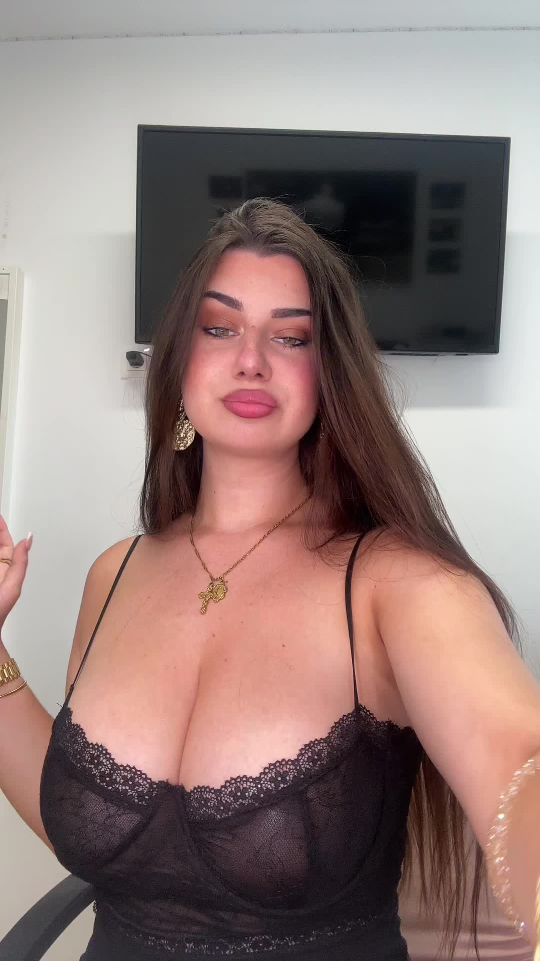 @ST