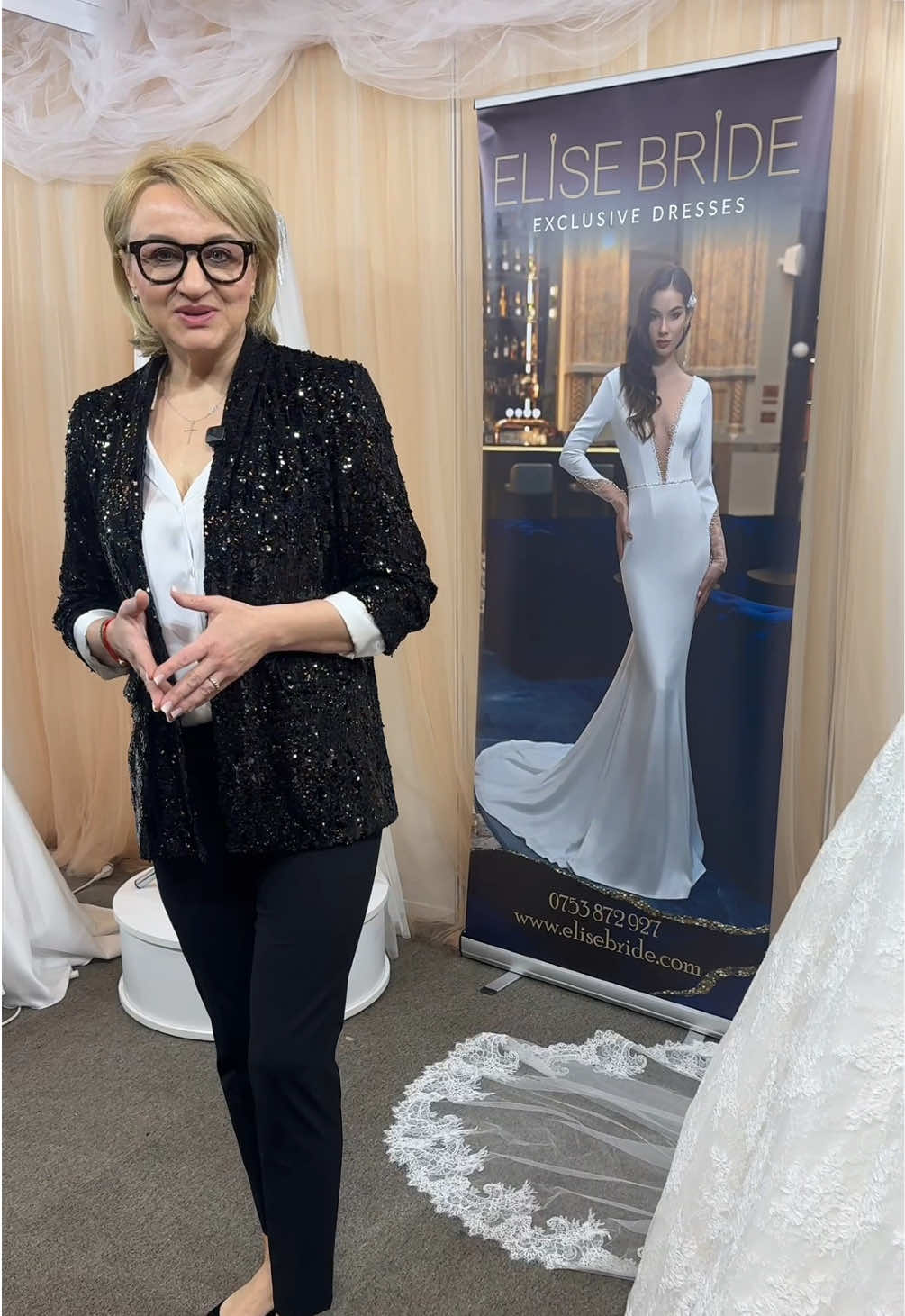 @Elise Bride_ro