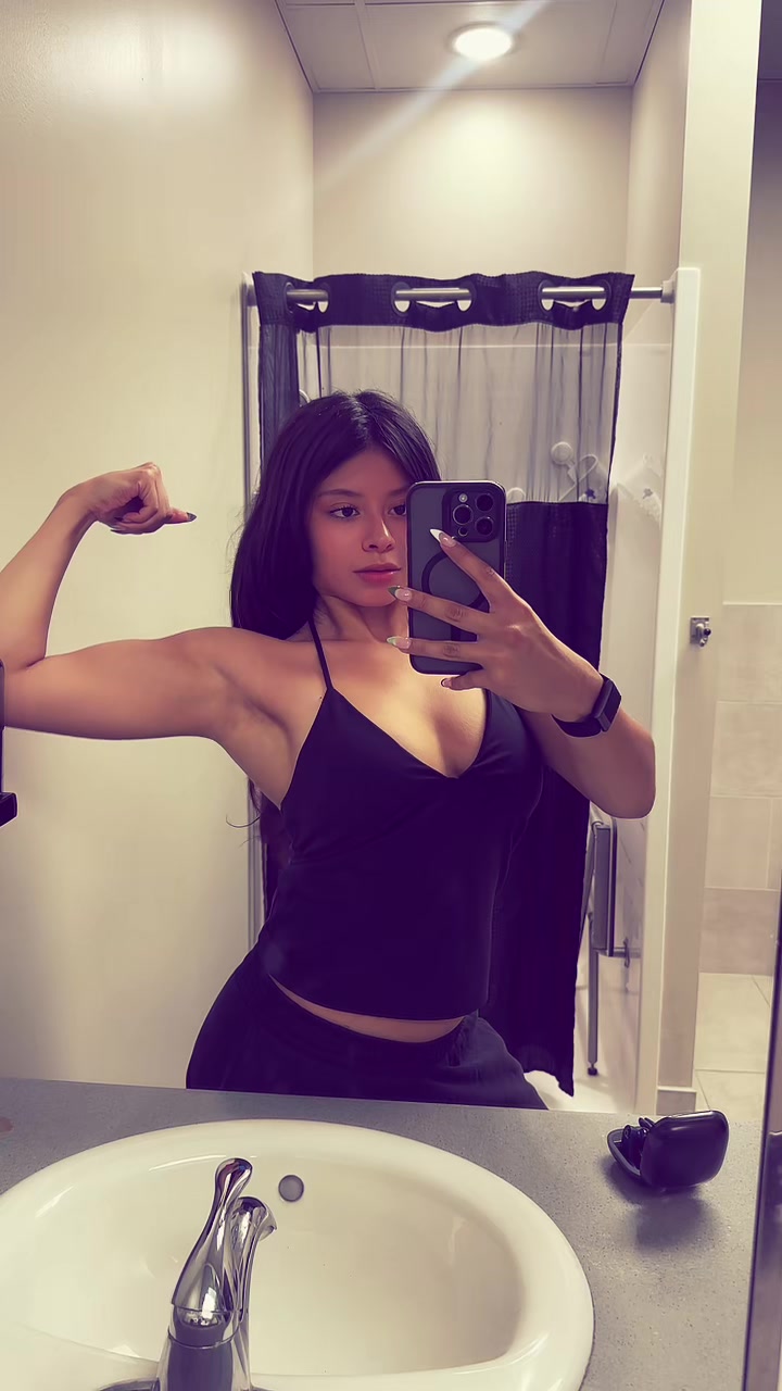 @Ana<3