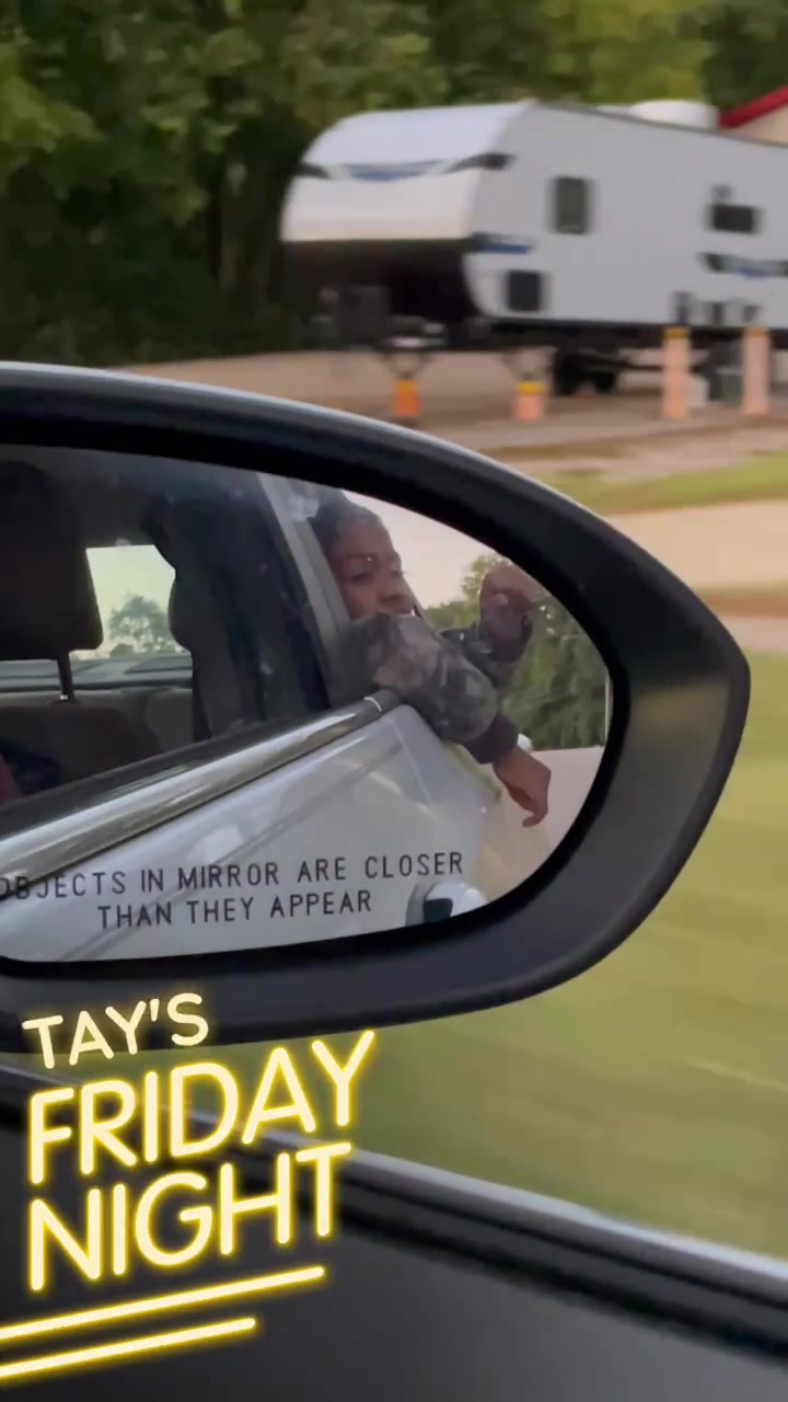 @Tay