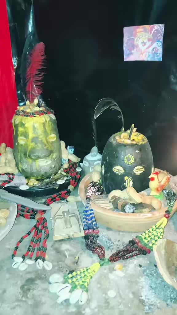 @LA CORONA DE ELEGGUA
