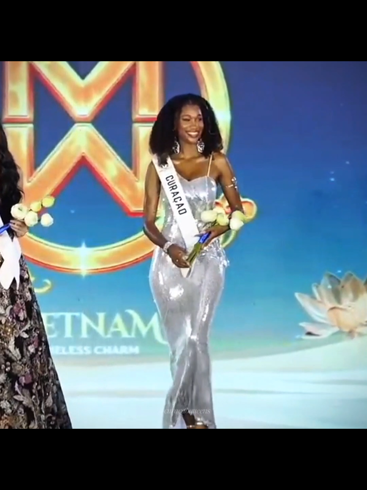 @CuracaoQueens