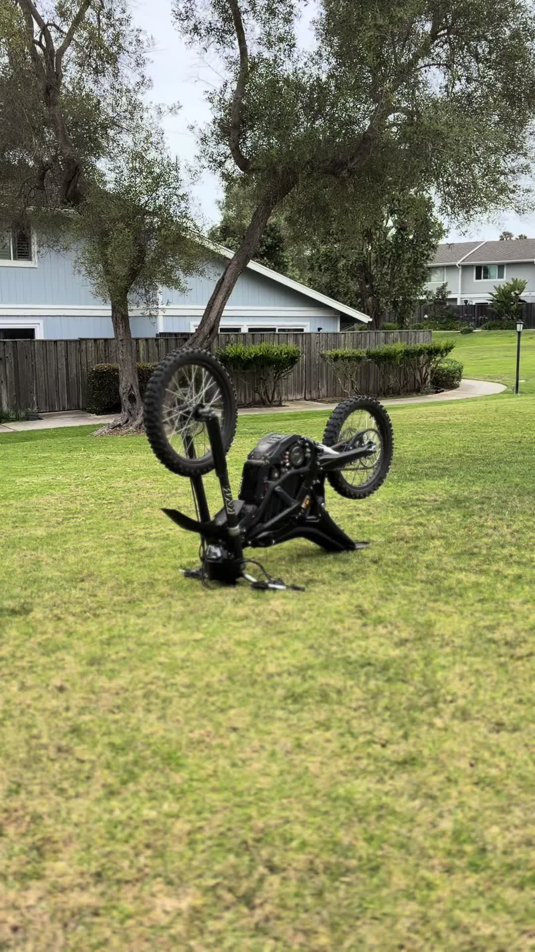 @𝓤𝓵𝓽𝓻𝓪_𝓙𝓪𝔁