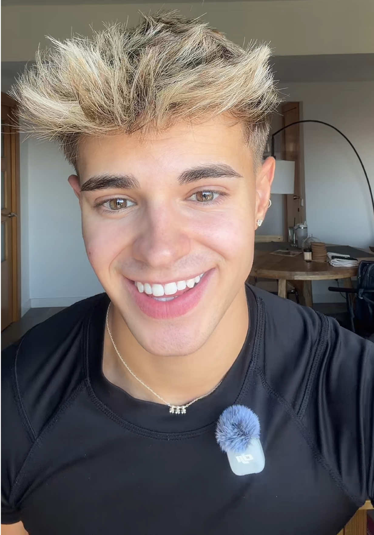 @Mario Ruiz🧸ྀི🐍