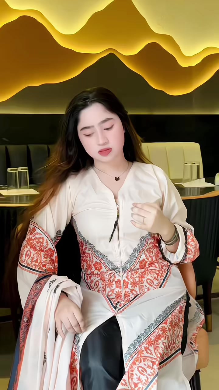 @Simran⭐️