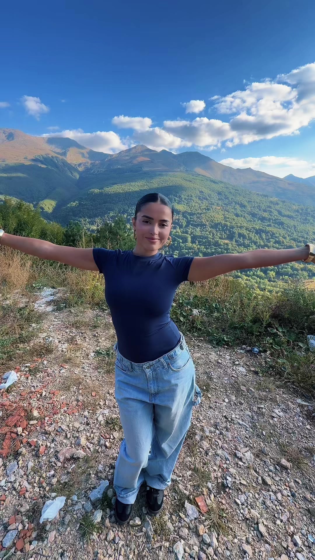 @ANISA VESELI ๐