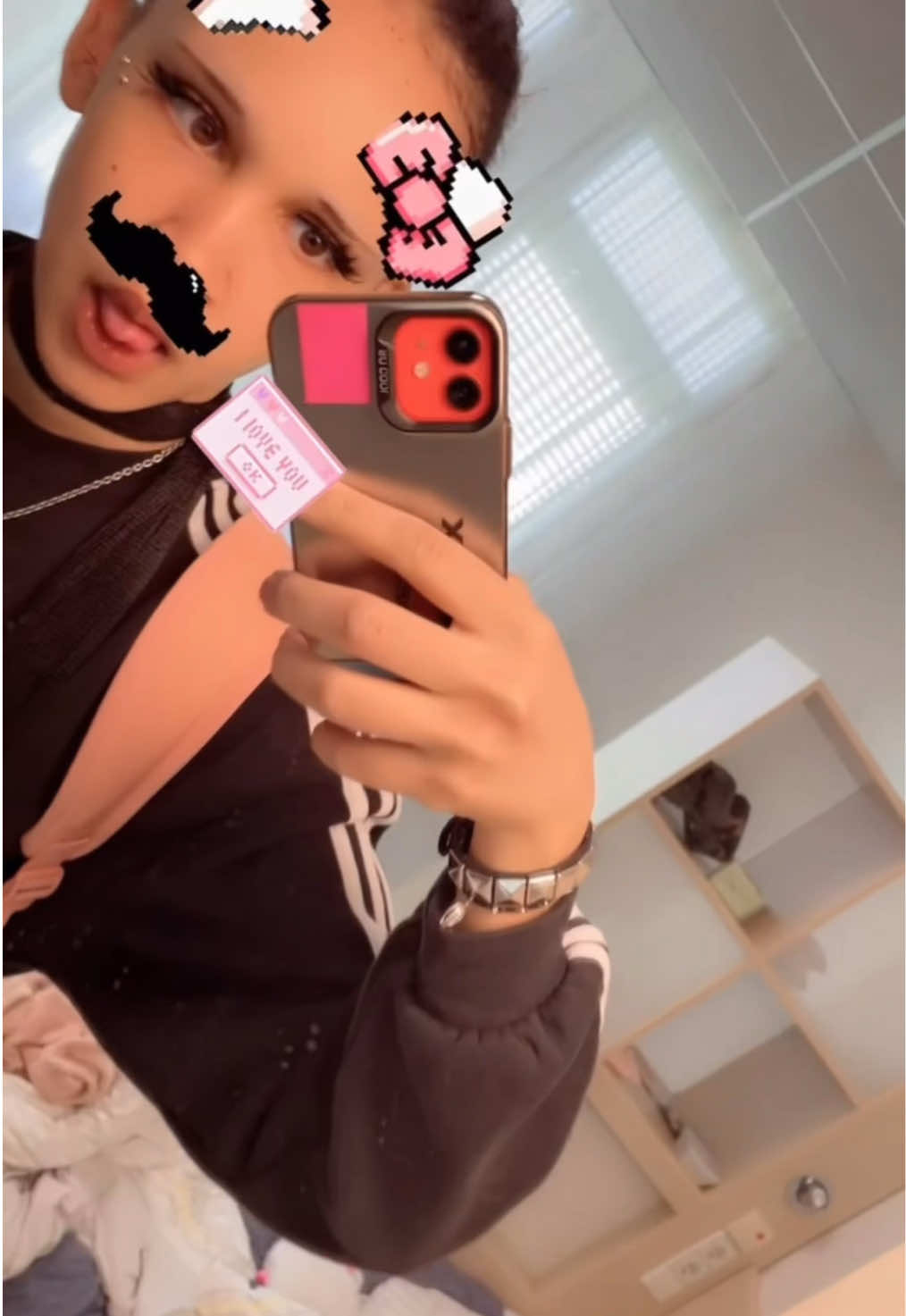 @Alena𒉭