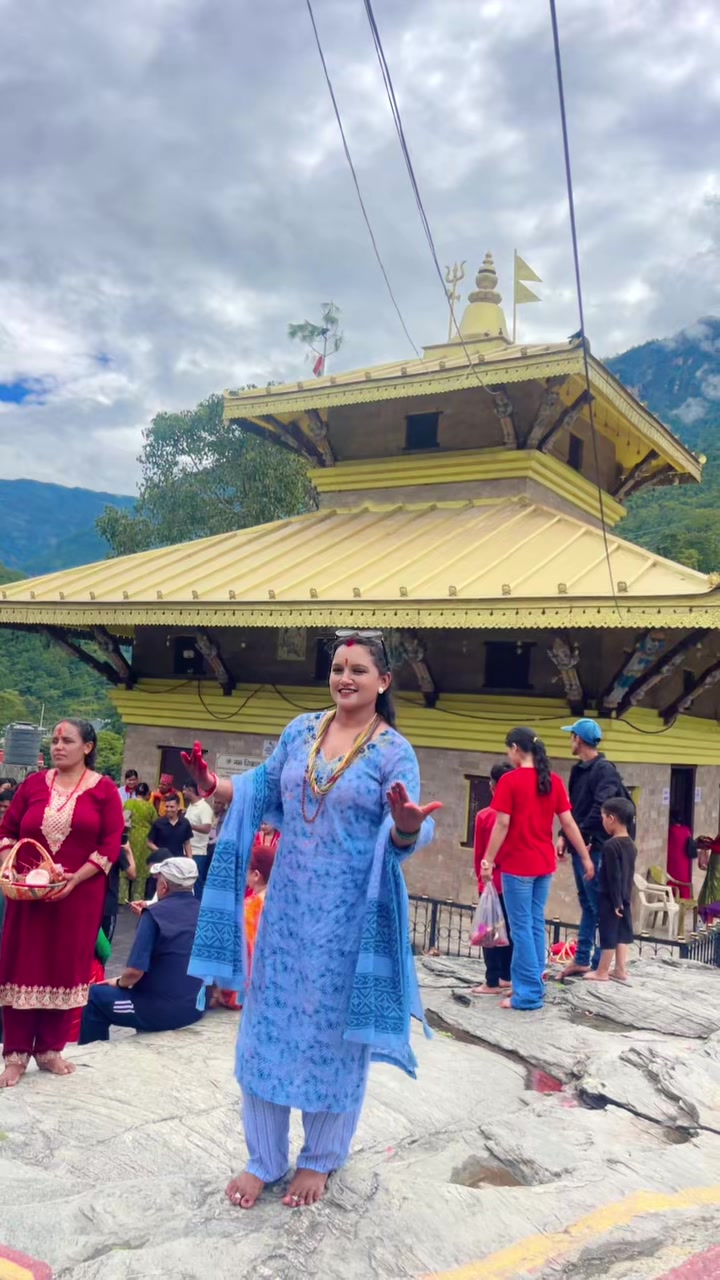 @devi kc🕉️🕉️