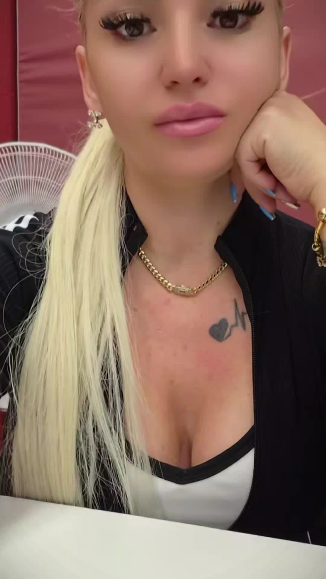 @Elena93
