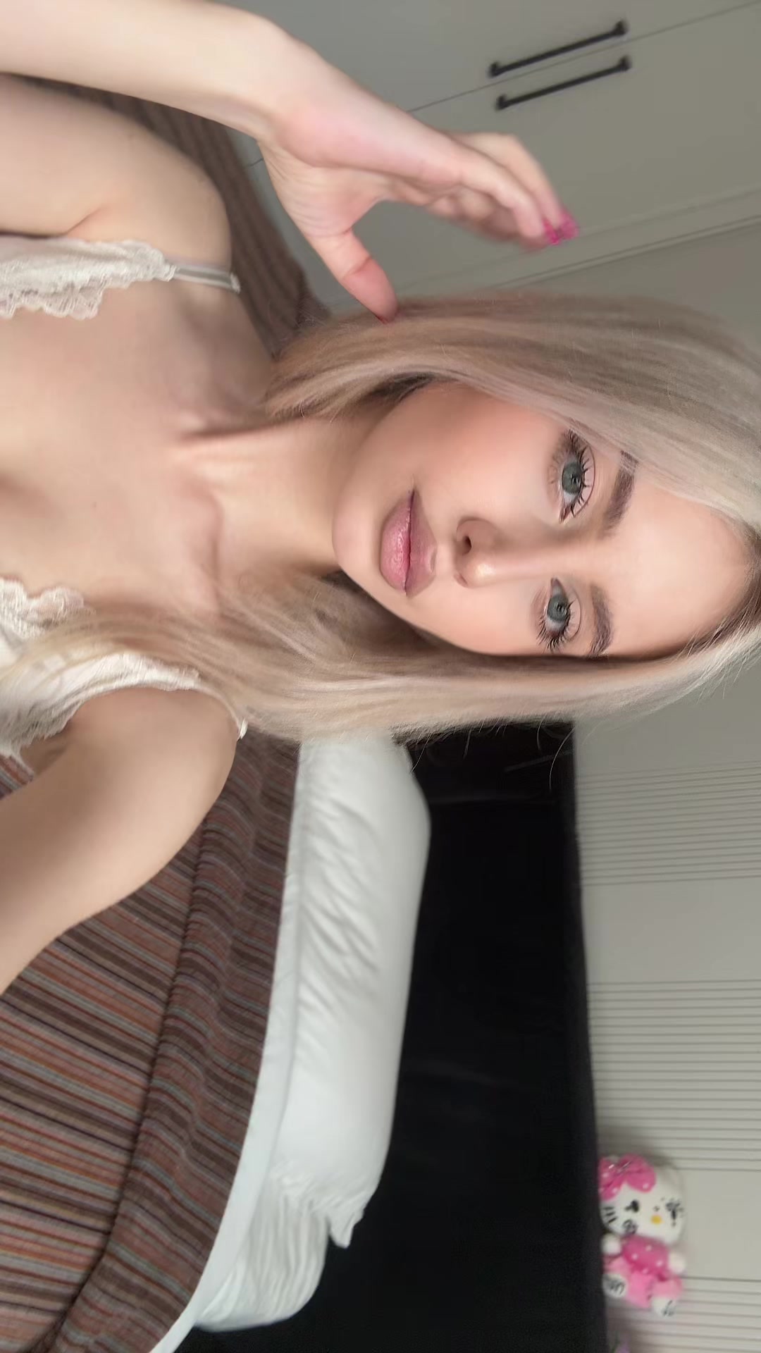@_mia_ ♡