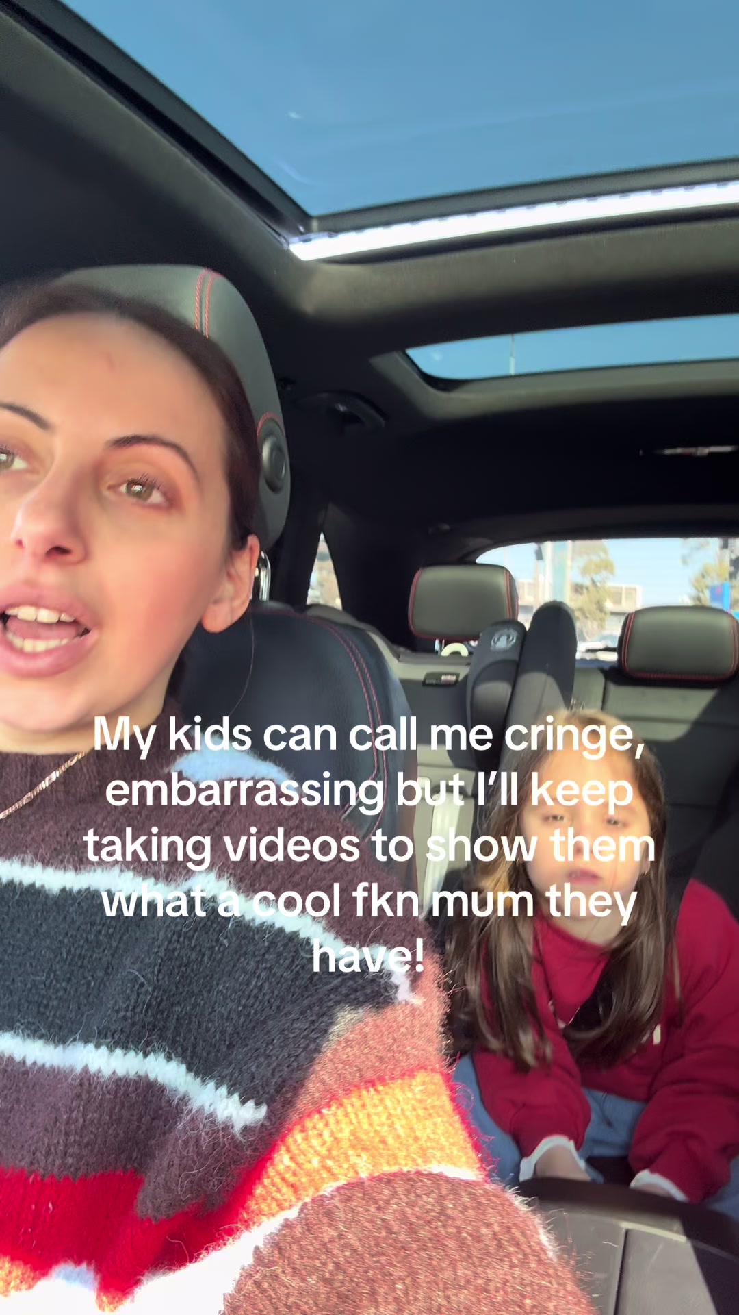 @evelyn_