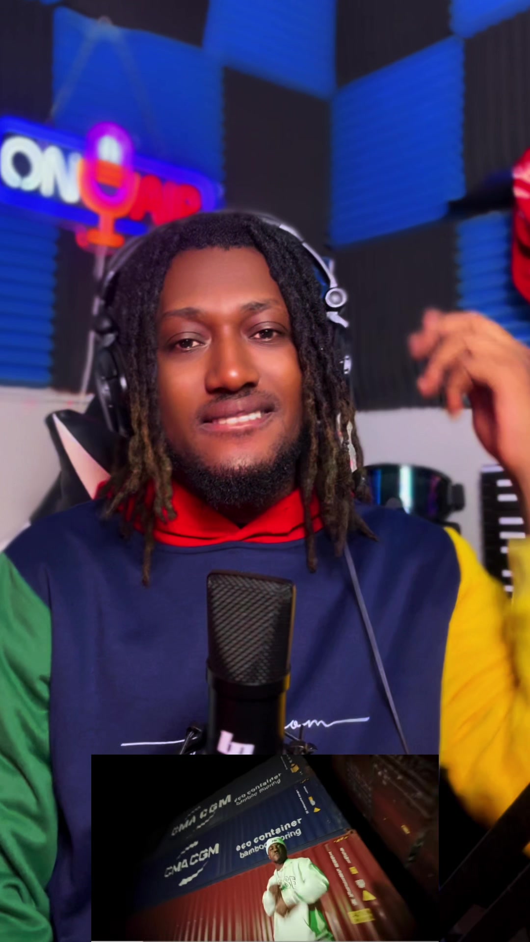 @𝐏𝐲𝐯𝐨 𝐎𝐧 𝐓𝐡𝐞 𝐌𝐢𝐜🎙️
